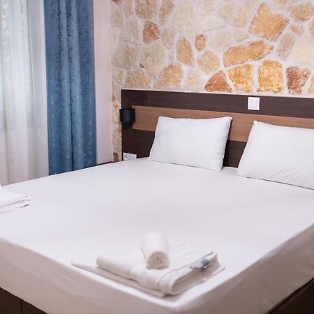 Liogerma Apartments Пефкохори Екстериор снимка
